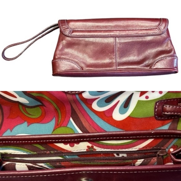 Nordstrom Handbags - Nordstrom red leather wristlet - GORGEOUS - LIKE NEW! 👛